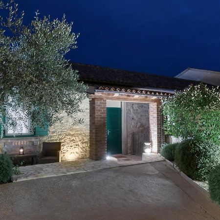 House Dragan 1231 Vila PUY Exterior foto