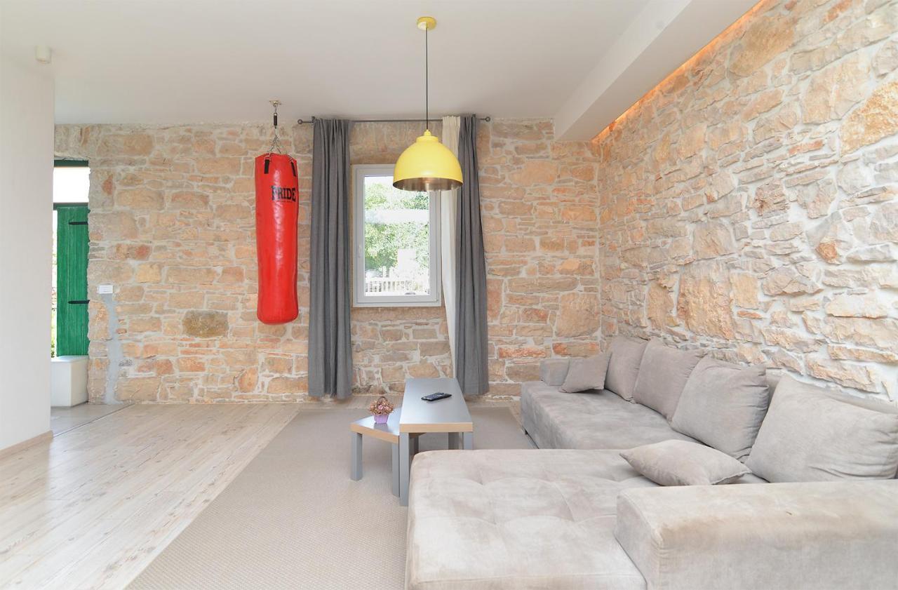 House Dragan 1231 Vila PUY Exterior foto