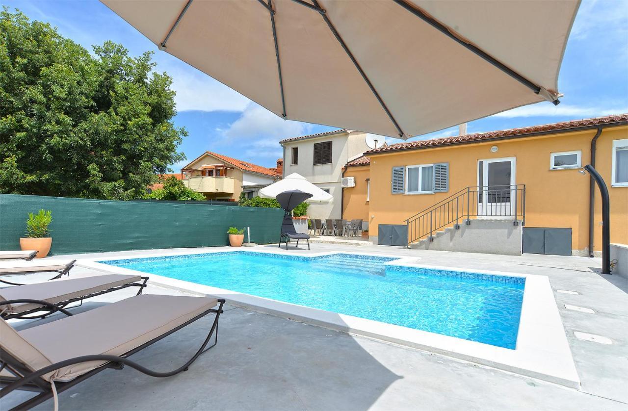 House Dragan 1231 Vila PUY Exterior foto