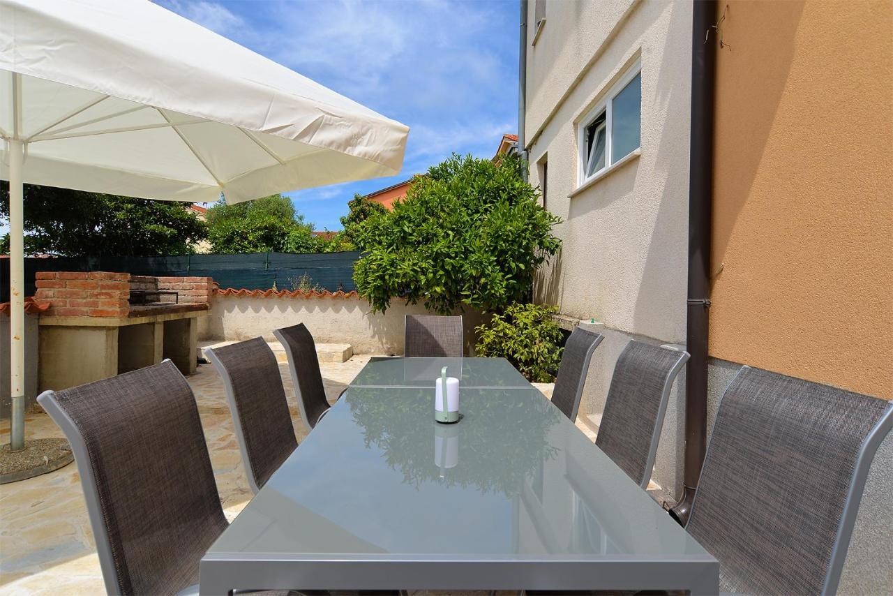 House Dragan 1231 Vila PUY Exterior foto