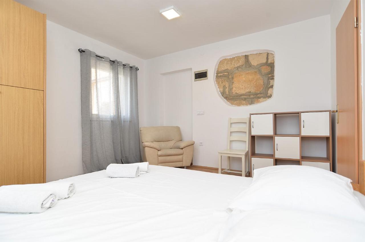 House Dragan 1231 Vila PUY Exterior foto