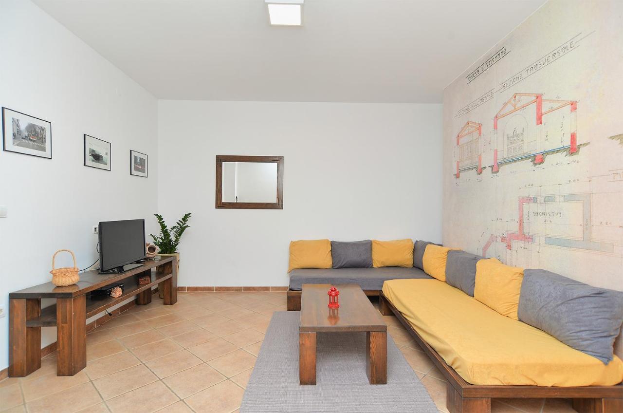 House Dragan 1231 Vila PUY Exterior foto